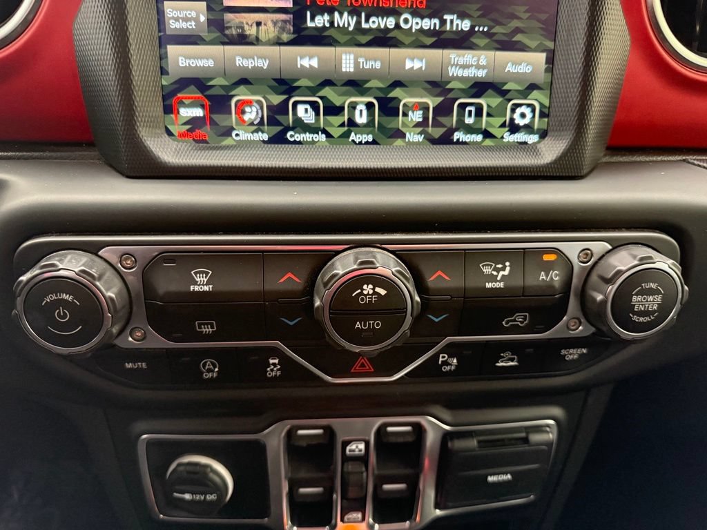 Used 2020 Jeep Gladiator Rubicon AWD/4WD image 22
