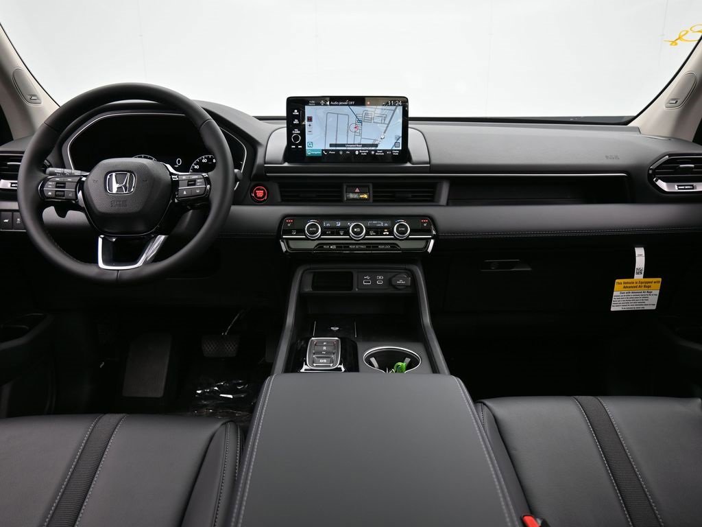 New 2025 Honda Pilot Touring image 44