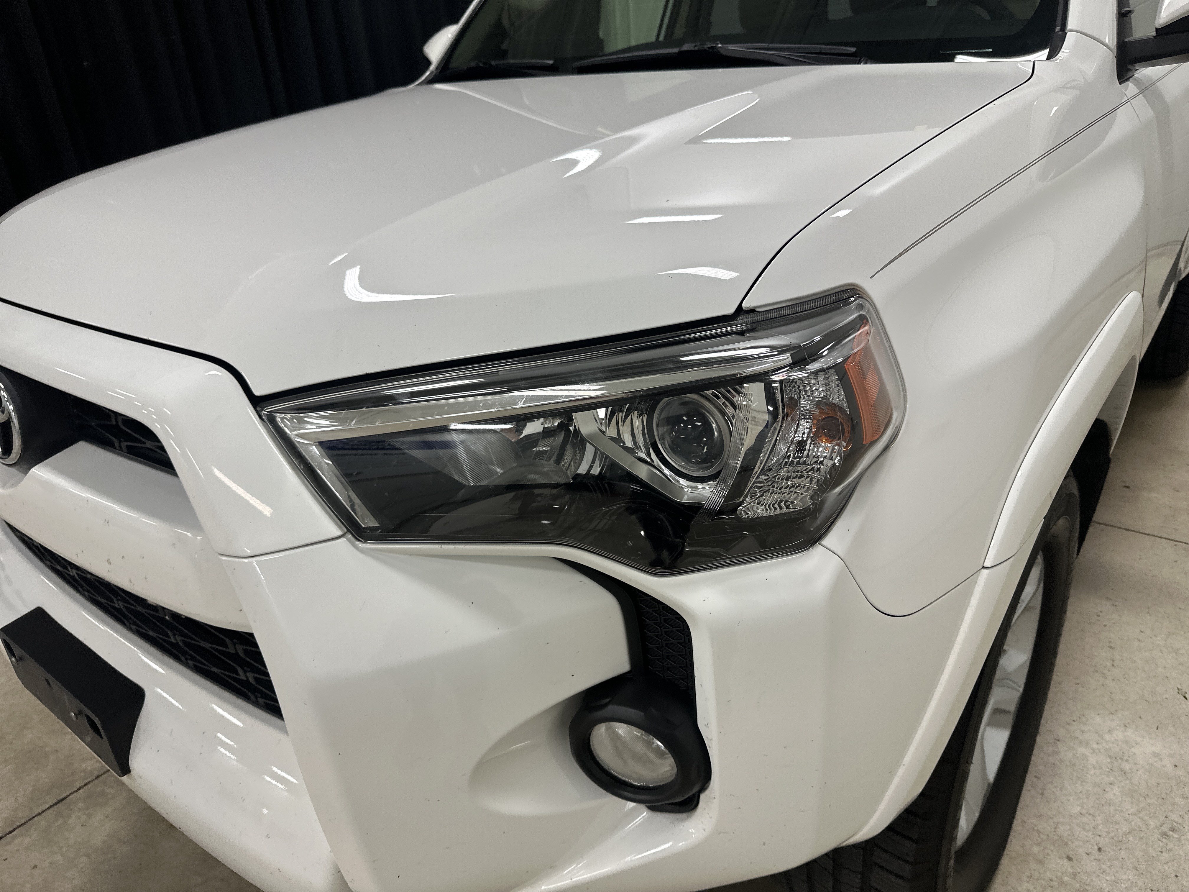 Used 2017 Toyota 4Runner SR5 Premium AWD/4WD image 6