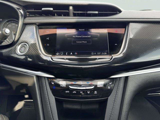 Used 2024 Cadillac XT6 Sport w/ Technology Package AWD/4WD image 31