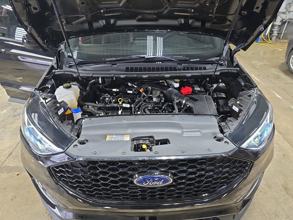 Used 2024 Ford Edge ST-Line image 31