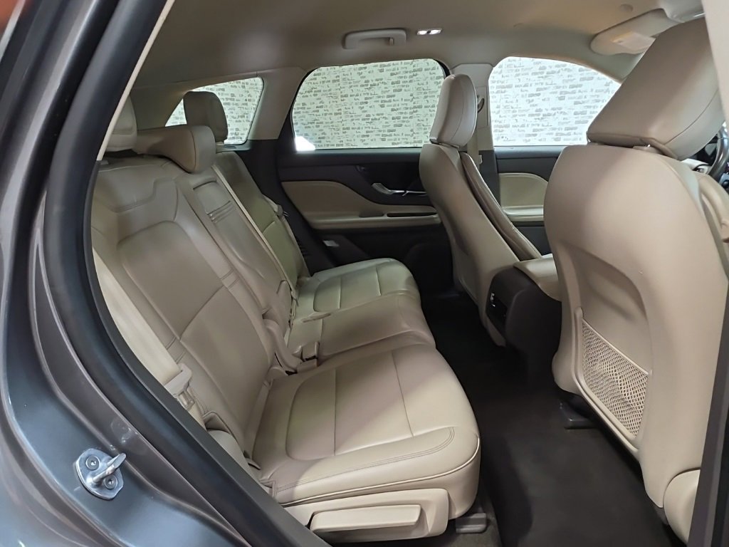 Used 2021 Lincoln Corsair Standard image 15