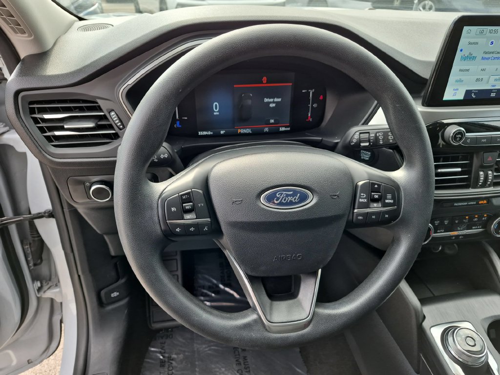 Used 2025 Ford Escape Active AWD/4WD image 21