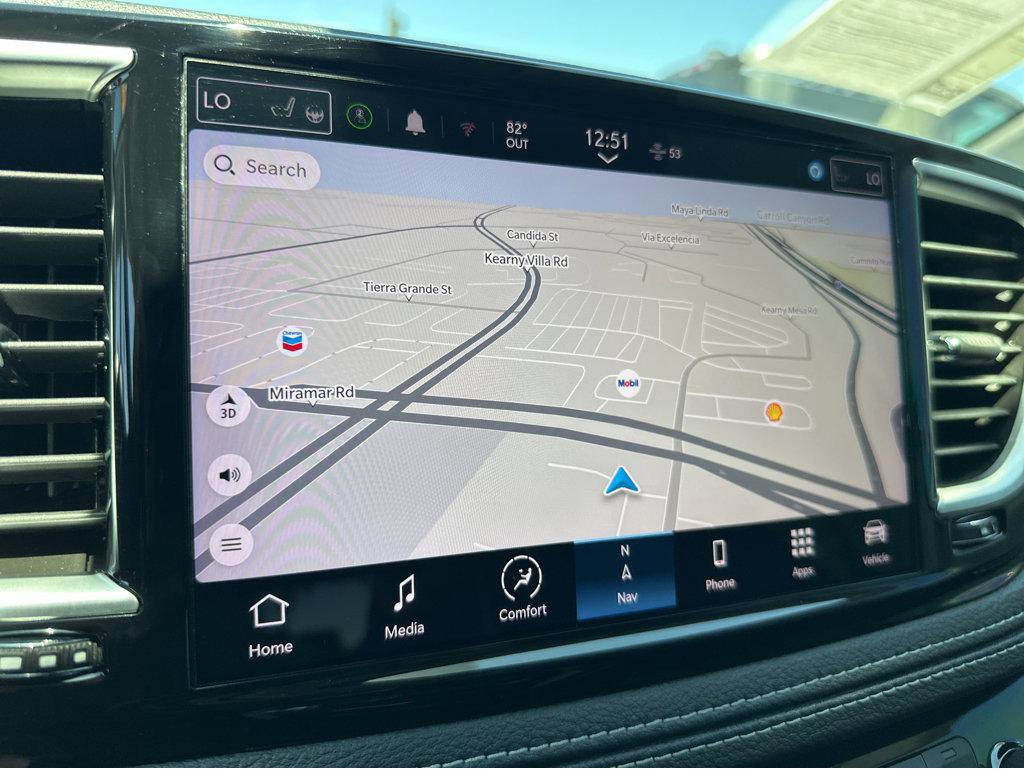 Used 2022 Chrysler Pacifica Limited image 5