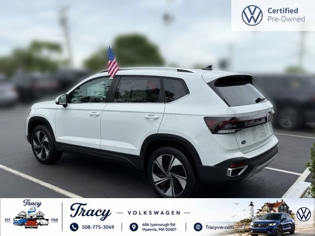 Certified 2025 Volkswagen Taos SE AWD/4WD image 6