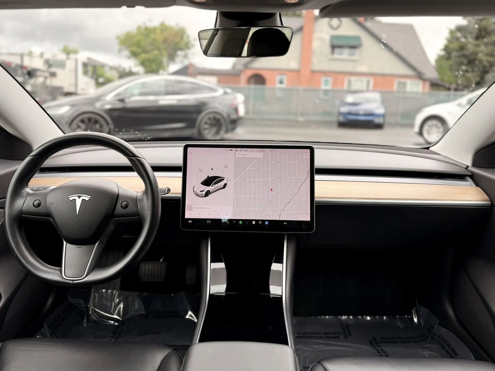 Used 2019 Tesla Model 3 Standard Range Plus image 11