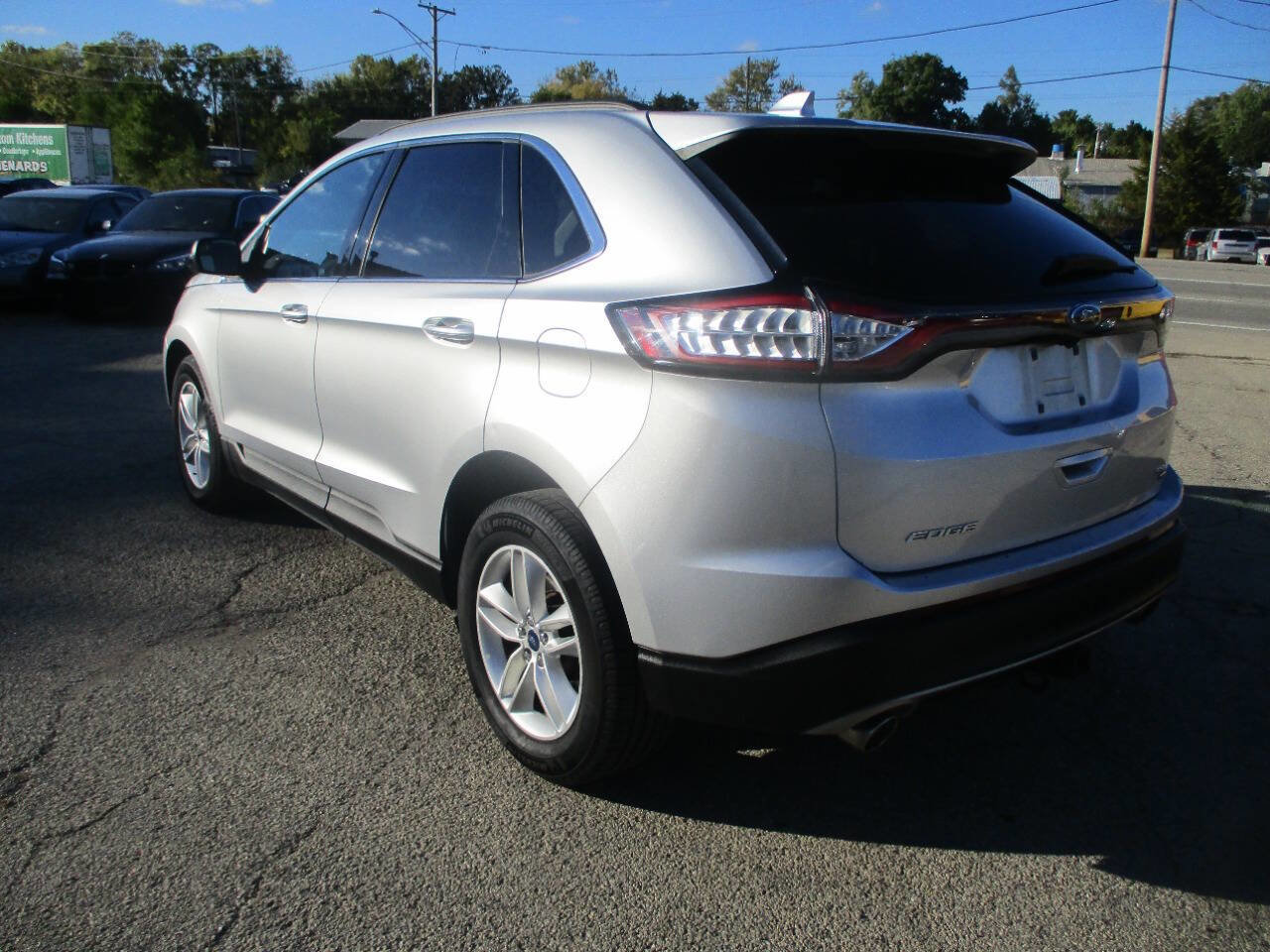Used 2017 Ford Edge SEL w/ Class II Trailer Tow Package image 3