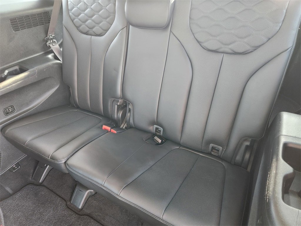 Used 2021 Hyundai Palisade Limited image 32