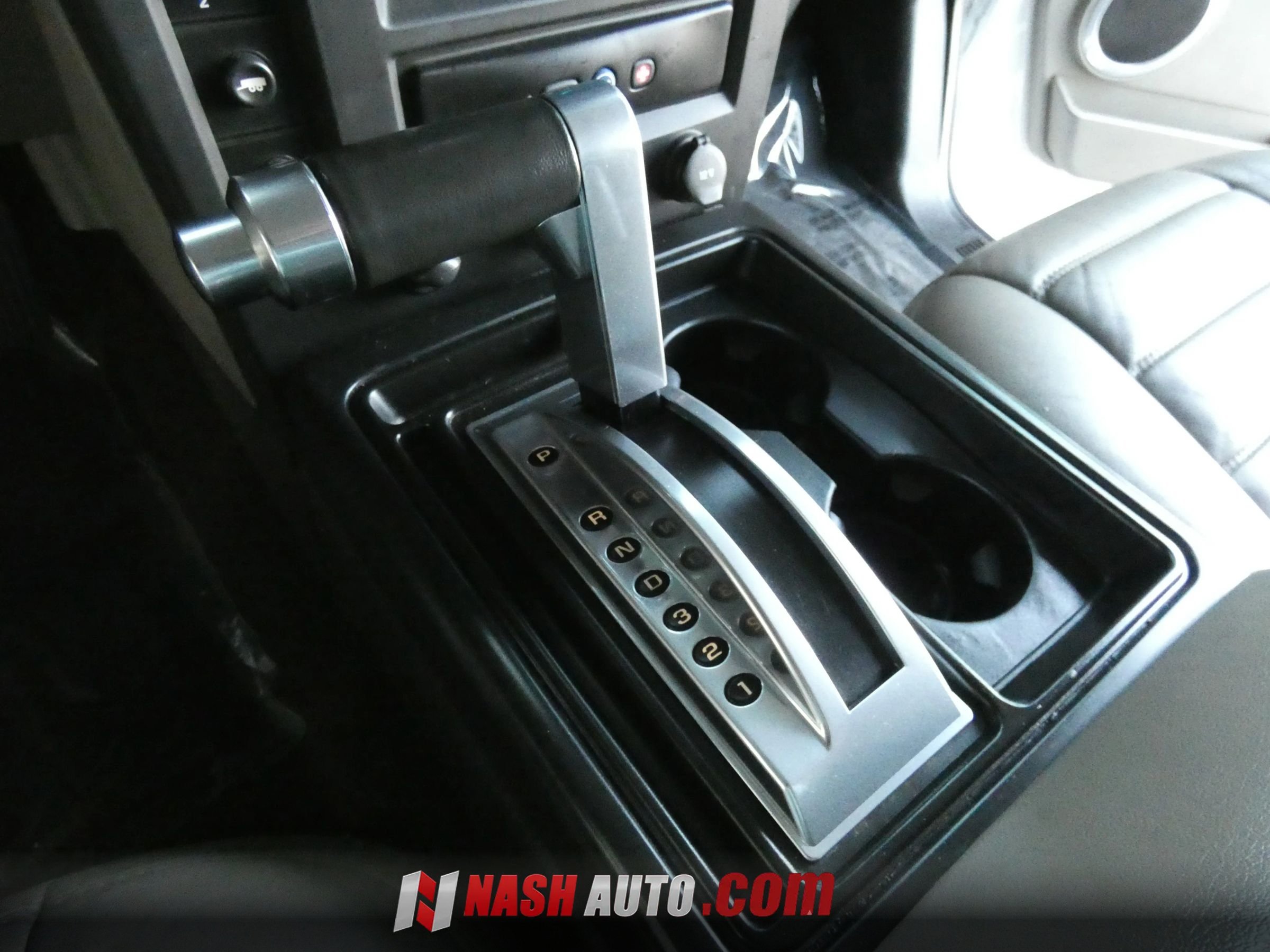 Used 2005 HUMMER H2 w/ Preferred Equipment Group AWD/4WD image 56