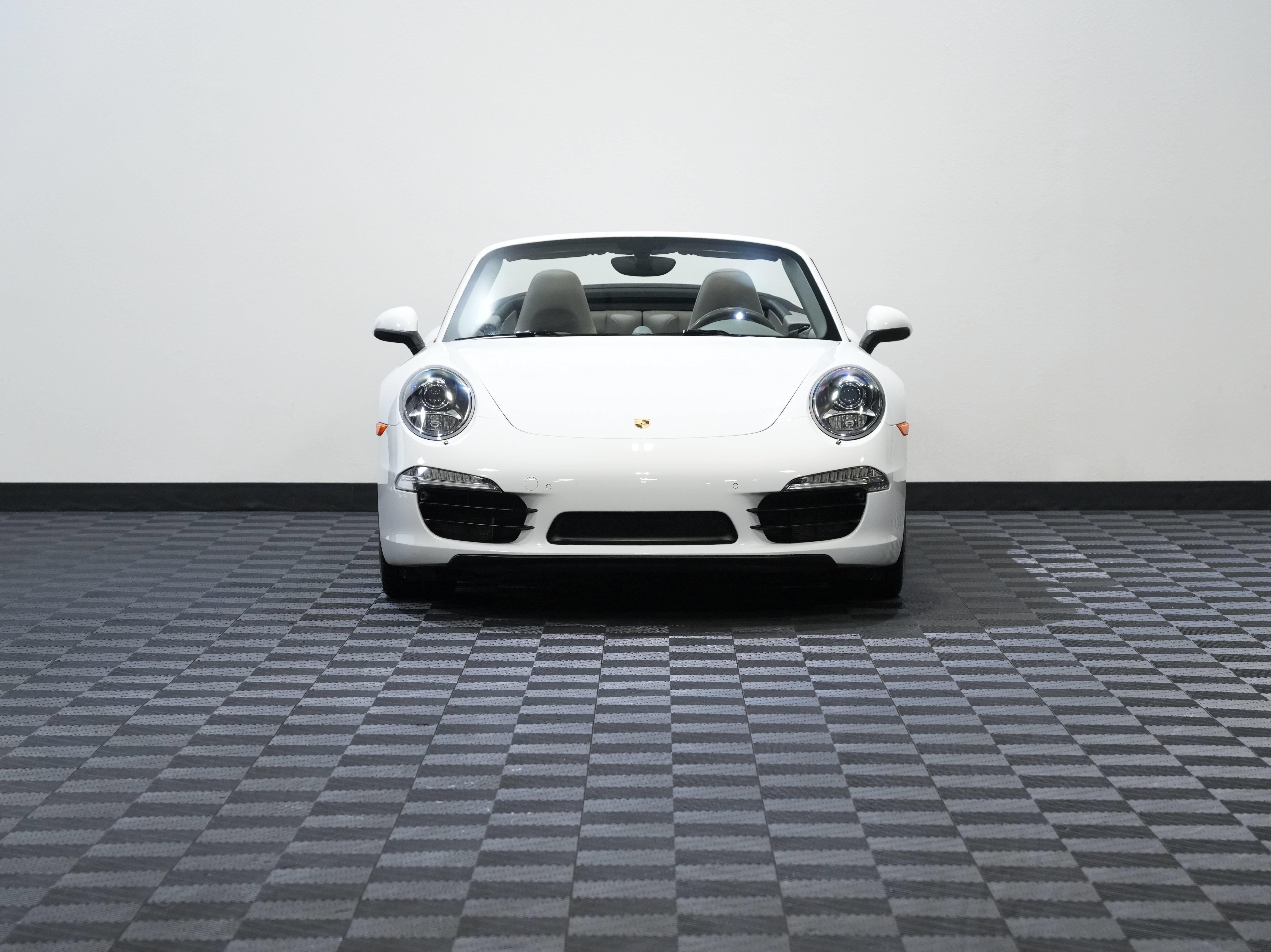 Used 2016 Porsche 911 Carrera S w/ Sport Chrono Package RWD image 5