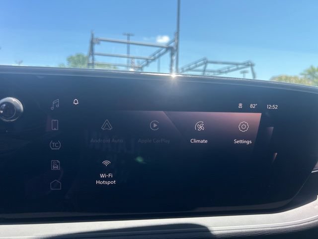 Used 2025 Buick Envista Preferred w/ Convenience II Package FWD image 21