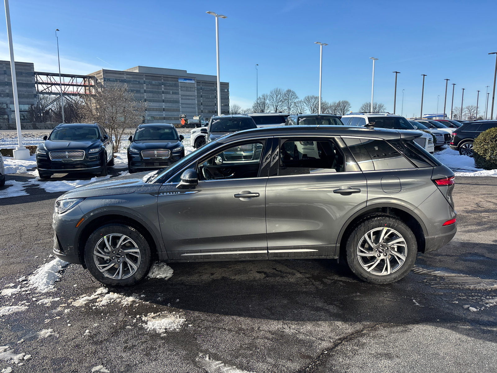 New 2026 Lincoln Corsair Premiere image 4