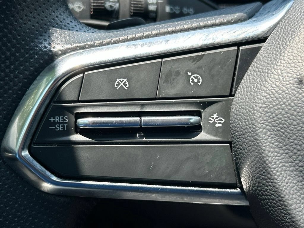 Used 2025 Chevrolet Equinox EV LT FWD image 24