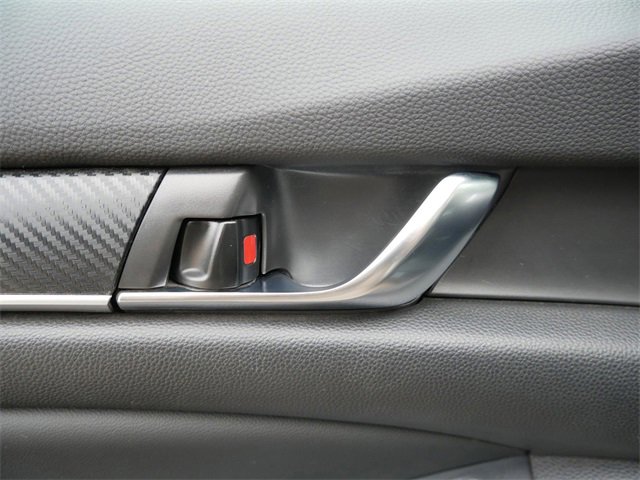 Used 2021 Honda Accord Sport image 14