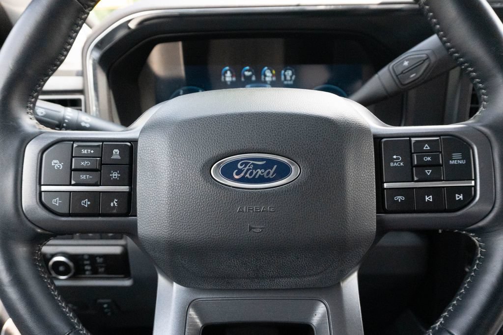Used 2024 Ford F250 Lariat w/ Lariat Ultimate Package AWD/4WD image 28