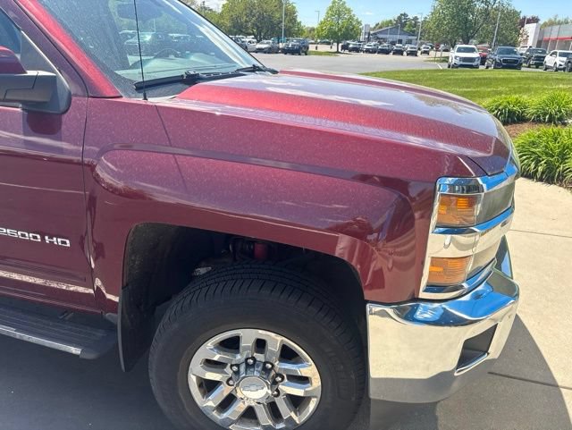 Used 2016 Chevrolet Silverado 2500 LT w/ LT Convenience Package AWD/4WD image 2
