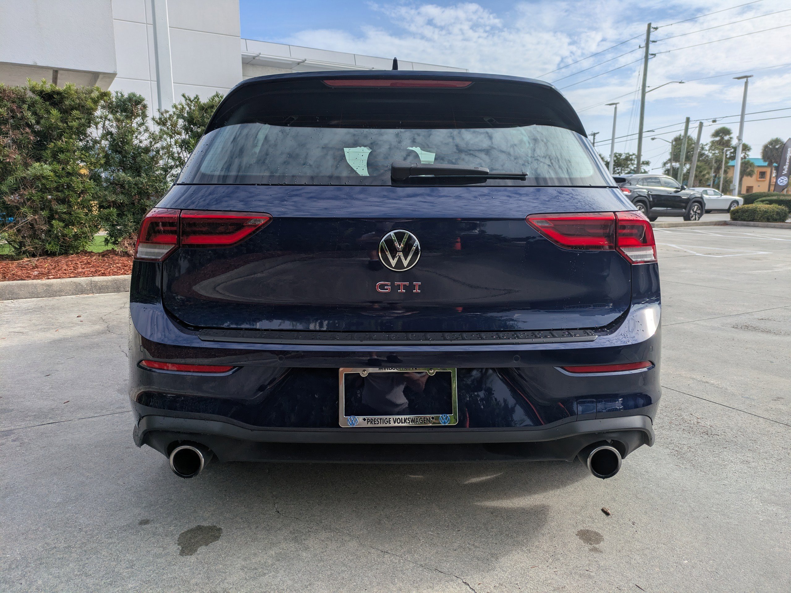 Certified 2024 Volkswagen GTI SE w/ SE Leather Seats Package FWD image 5
