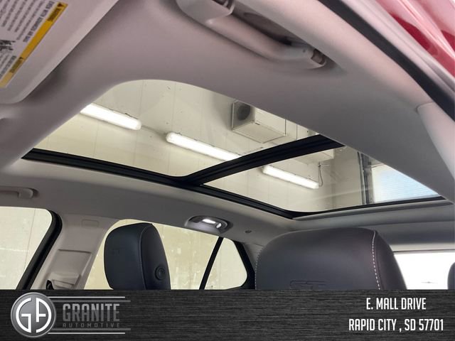 New 2025 Buick Envision Sport Touring image 21