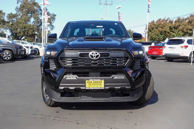 New 2025 Toyota Tacoma TRD Sport image 3