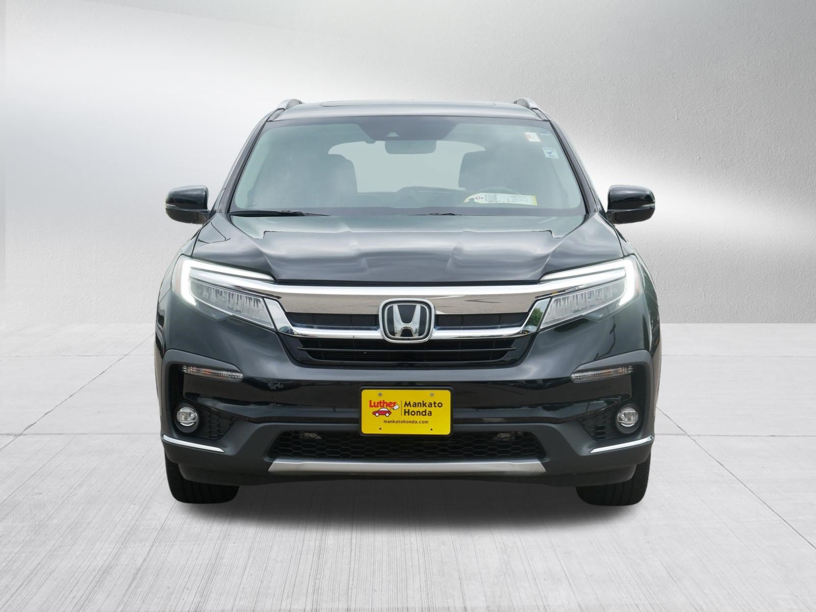 Used 2022 Honda Pilot Touring image 2