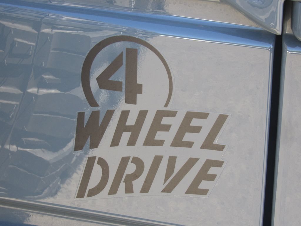 Used 2024 Jeep Wrangler Unlimited Sport AWD/4WD image 8