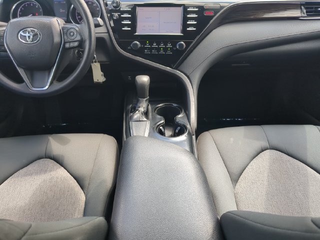 Used 2019 Toyota Camry LE FWD image 17