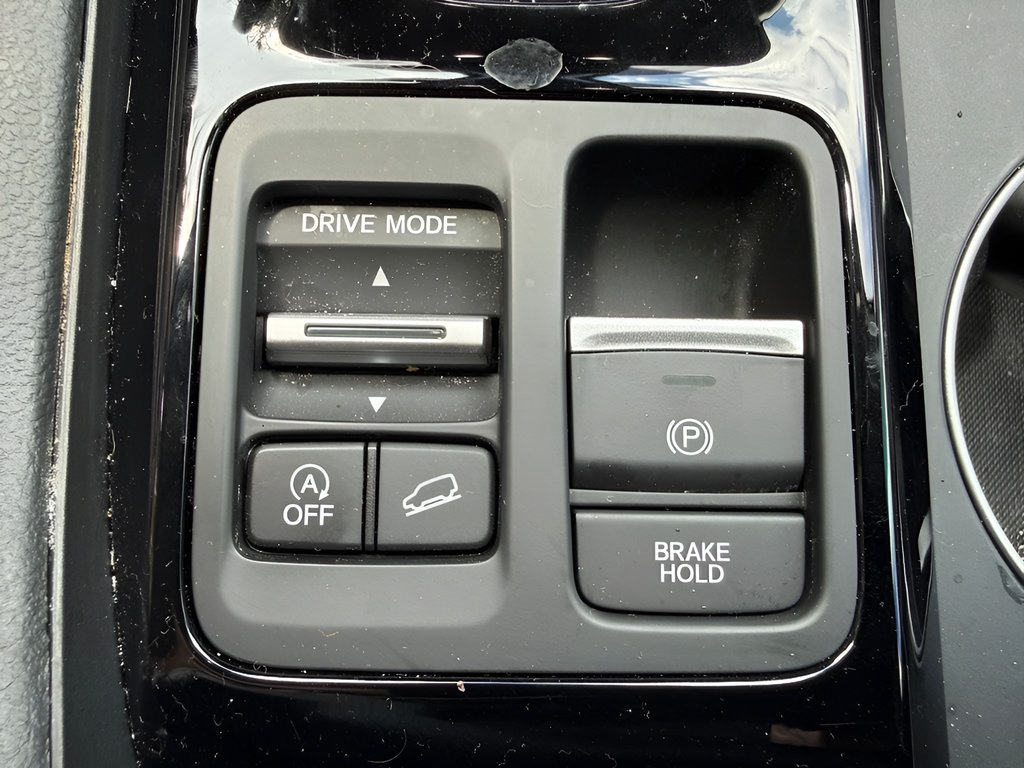 Certified 2025 Honda Pilot EX-L image 32