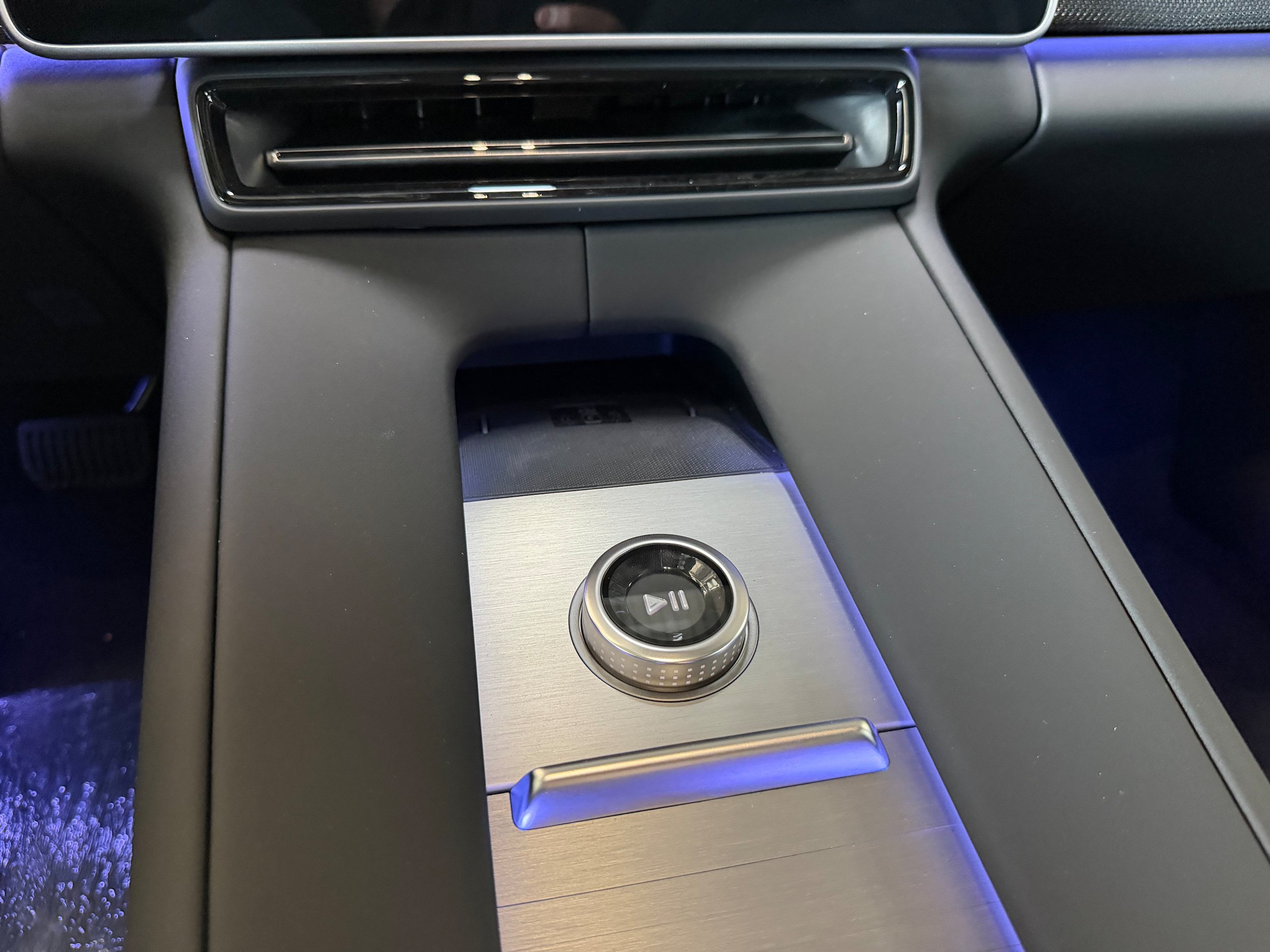 New 2026 Polestar Polestar 4 AWD/4WD image 17
