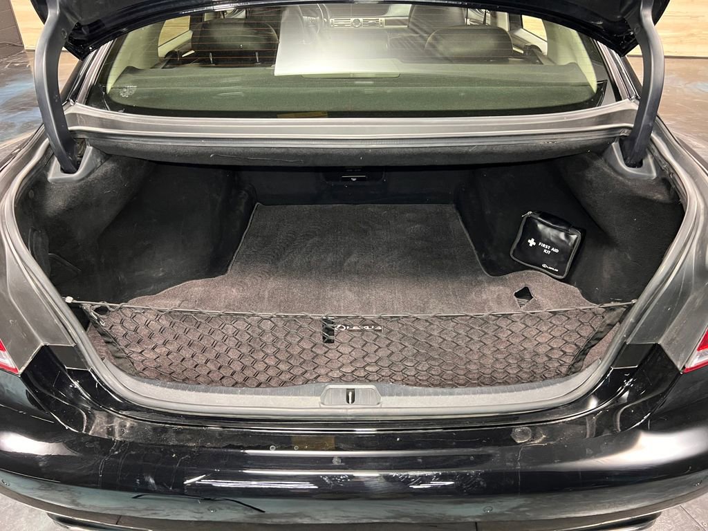 Used 2017 Lexus LS 460 w/ Comfort Package RWD image 29