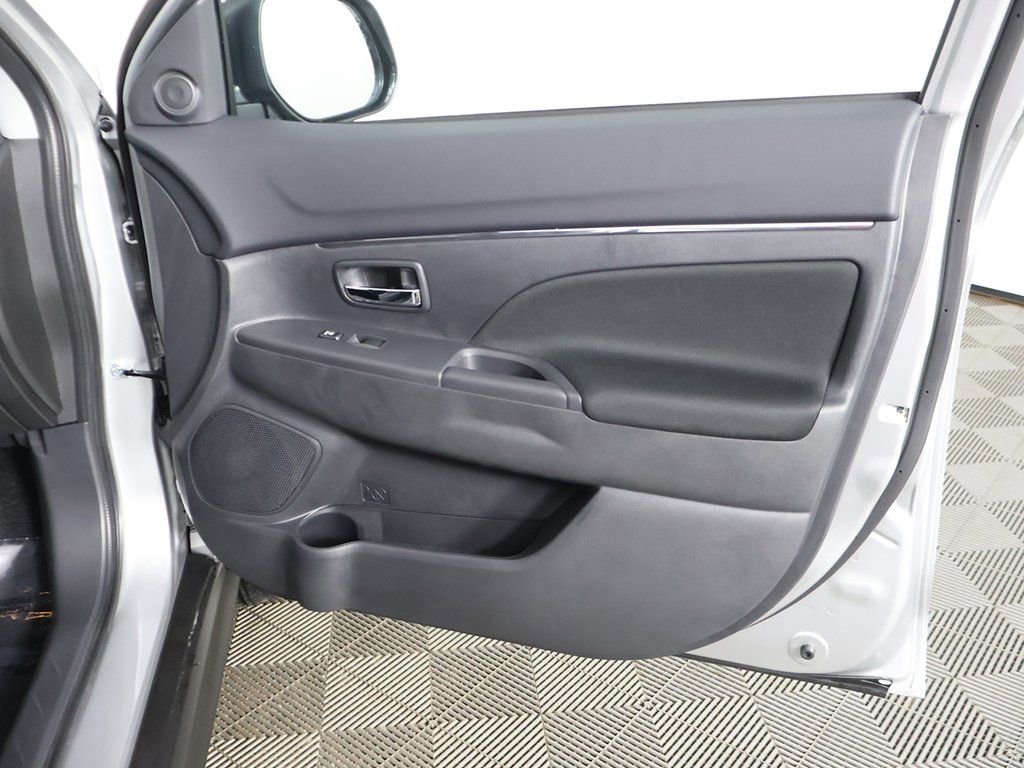 New 2025 Mitsubishi Outlander Sport LE AWD/4WD image 20