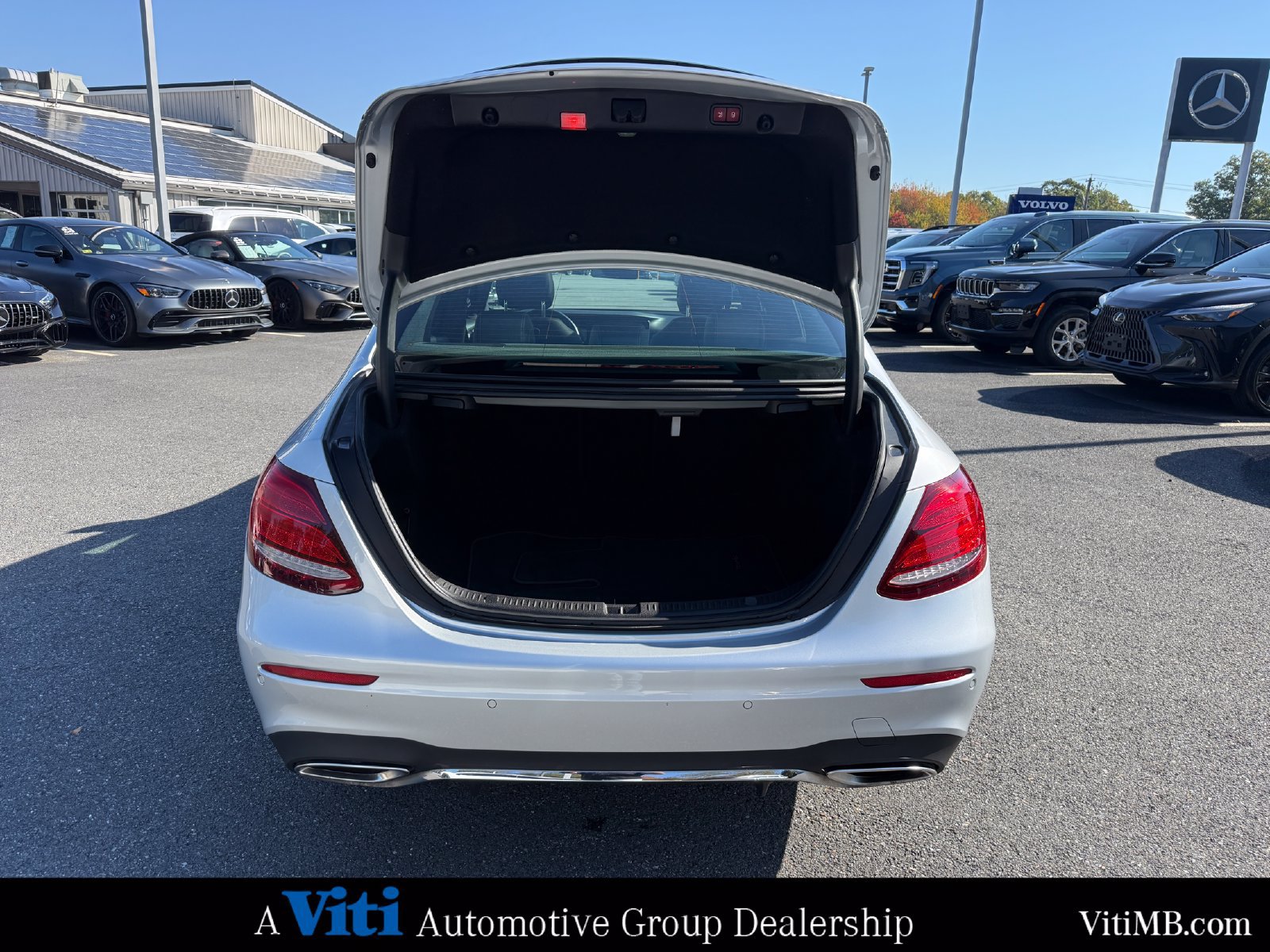 Used 2019 Mercedes-Benz E 450 4MATIC Sedan image 23