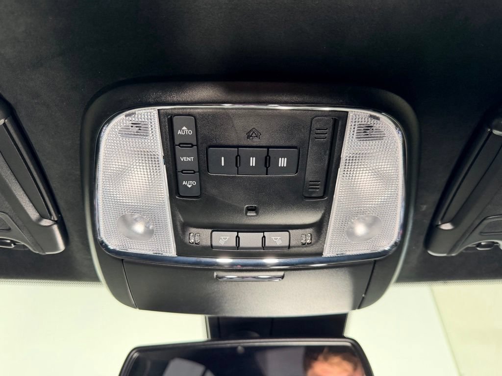 Used 2023 Dodge Charger Scat Pack RWD image 13