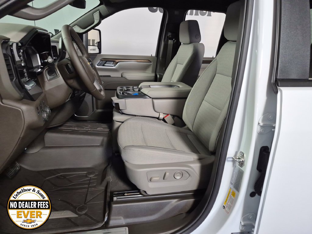 New 2026 Chevrolet Silverado 2500 LT w/ Convenience Package AWD/4WD image 9