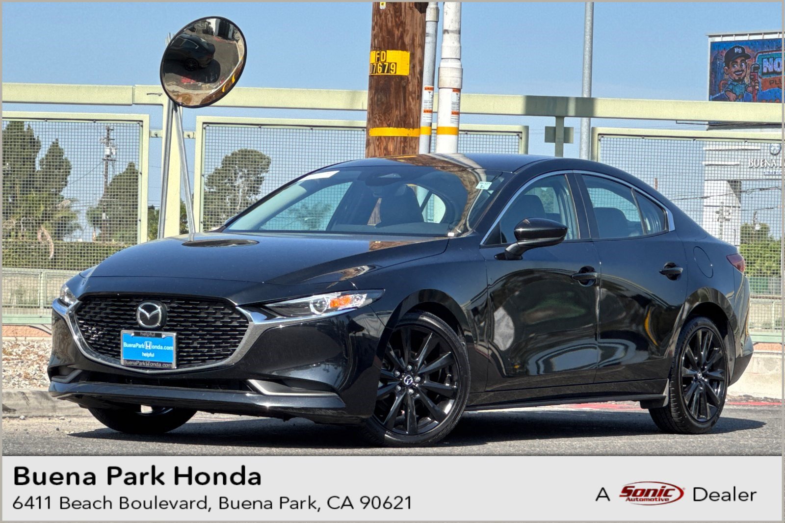 Used 2024 MAZDA MAZDA3 s FWD image 1