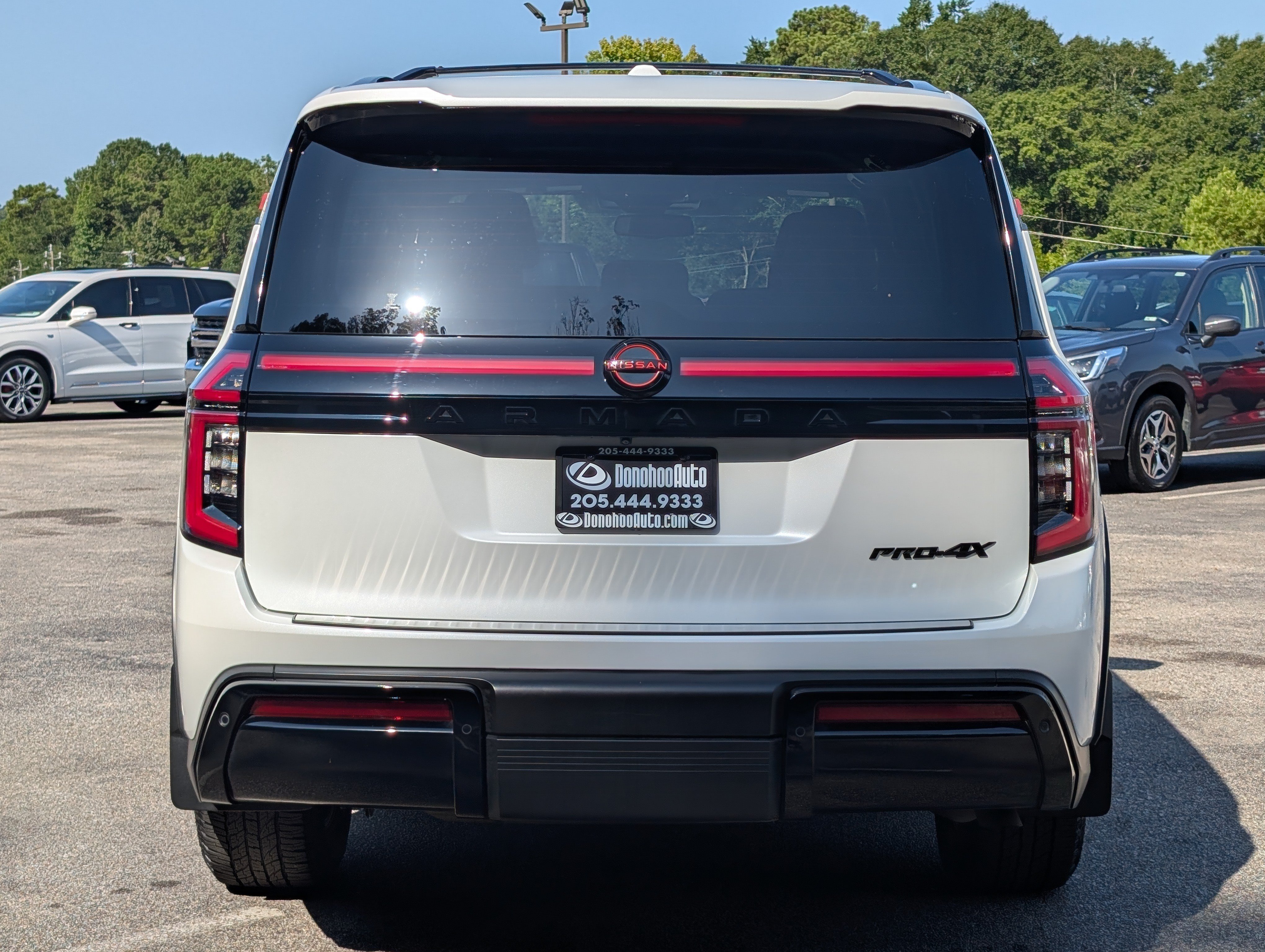 Used 2026 Nissan Armada PRO-4X w/ Captain's Chari Seat Package AWD/4WD image 8