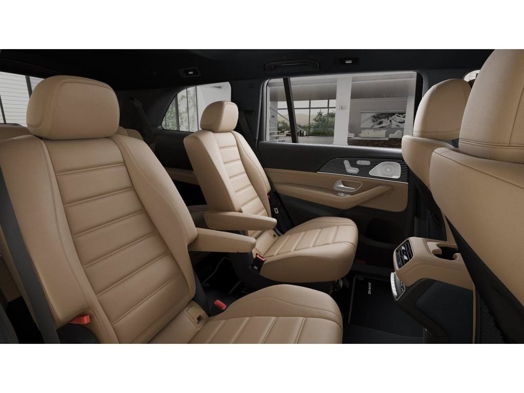New 2026 Mercedes-Benz GLS 580 4MATIC image 5