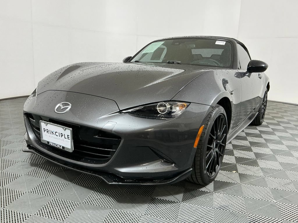 Used 2023 MAZDA MX-5 Miata Club w/ Brembo/BBS Recaro Package RWD image 2