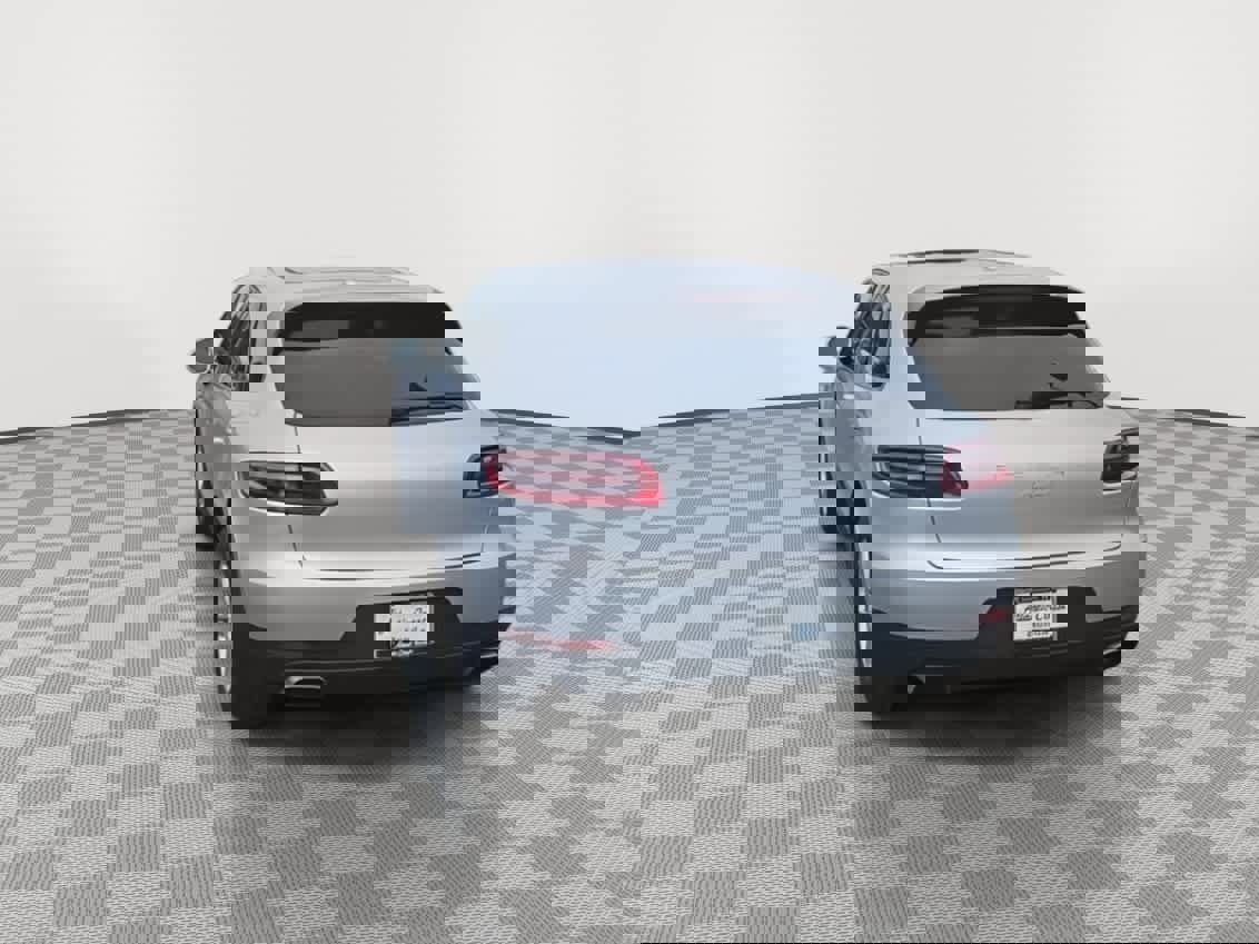 Used 2017 Porsche Macan image 7