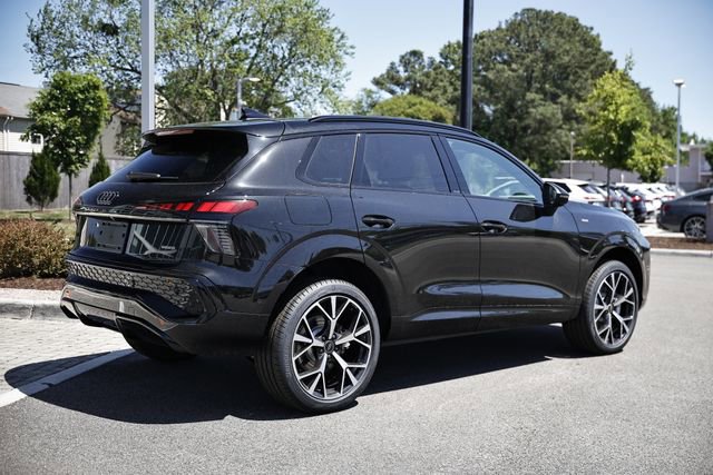 New 2026 Audi Q3 quattro 2.0T AWD/4WD image 7