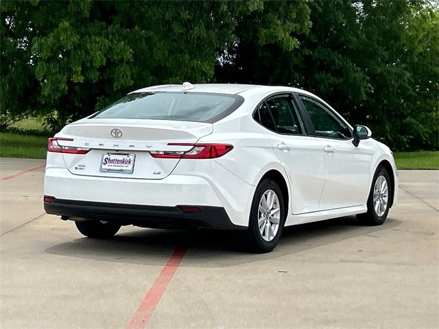 Used 2025 Toyota Camry LE image 8