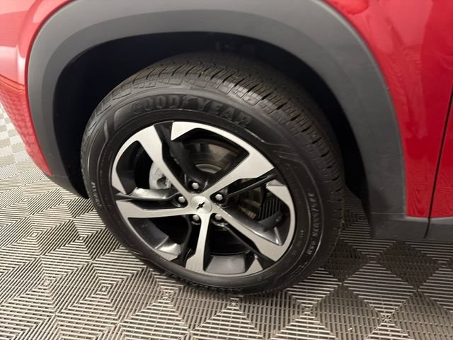 Used 2026 Chevrolet Trax RS w/ Sunroof Package FWD image 30