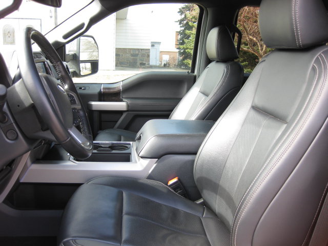 Used 2022 Ford F250 Lariat w/ Lariat Ultimate Package AWD/4WD image 8