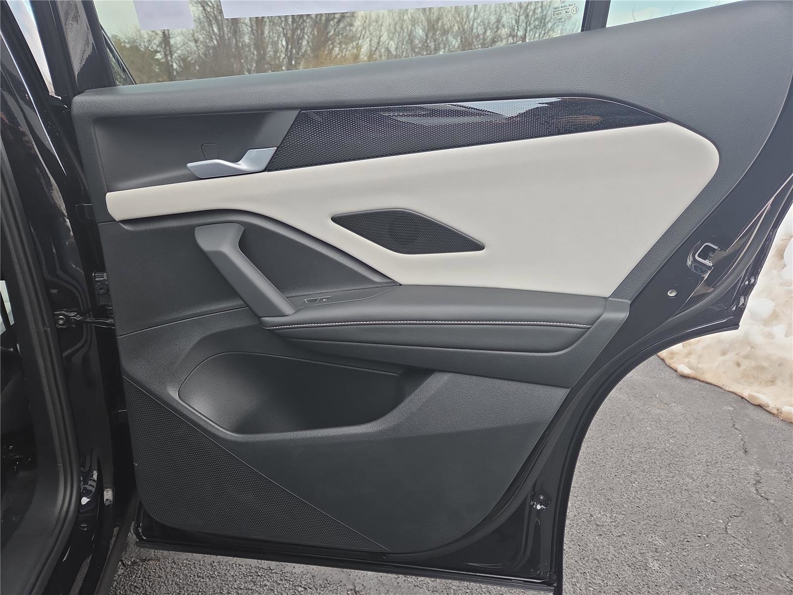 New 2026 Volkswagen Tiguan SE image 30