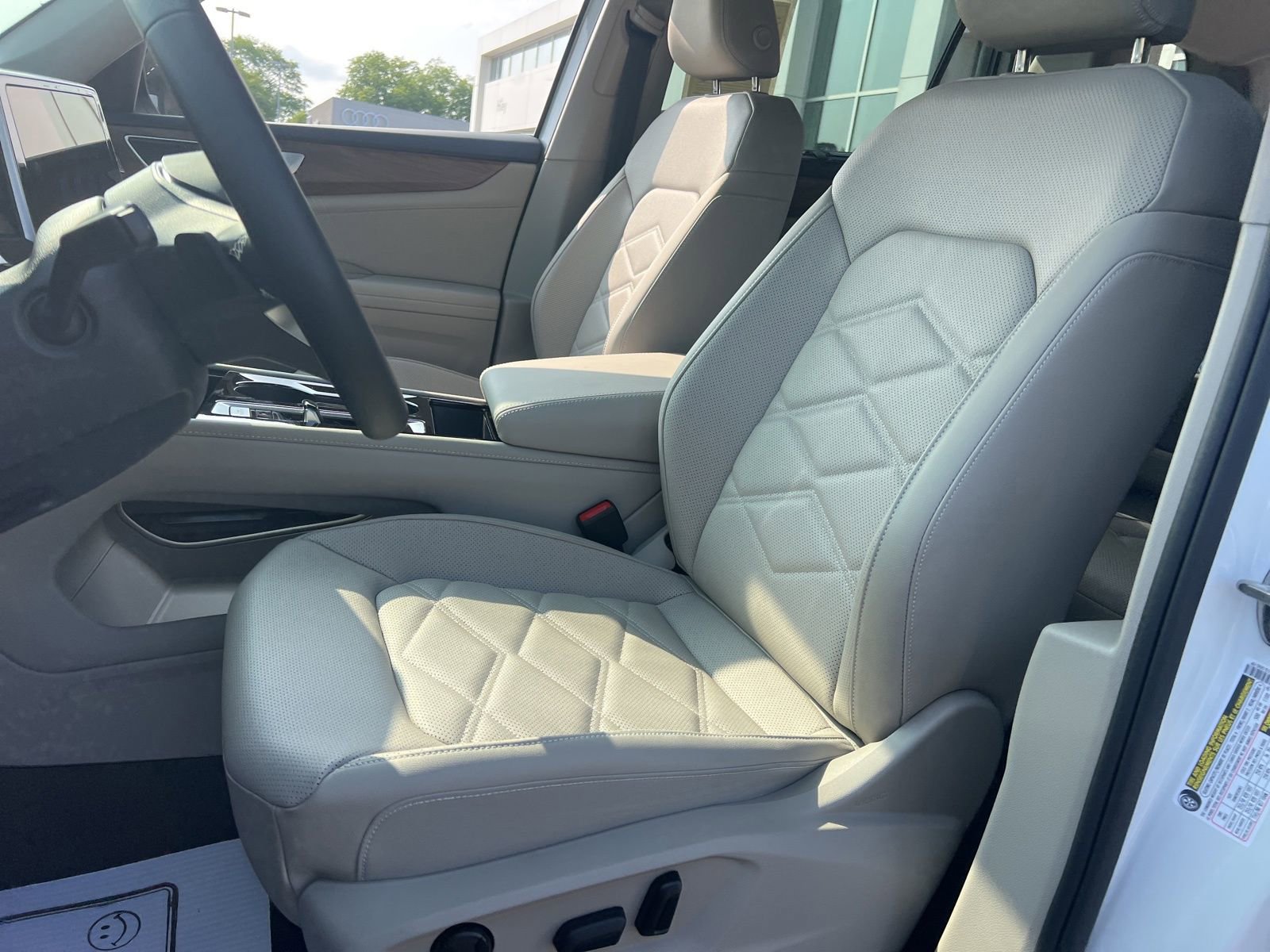 Certified 2026 Volkswagen Atlas SE AWD/4WD image 29
