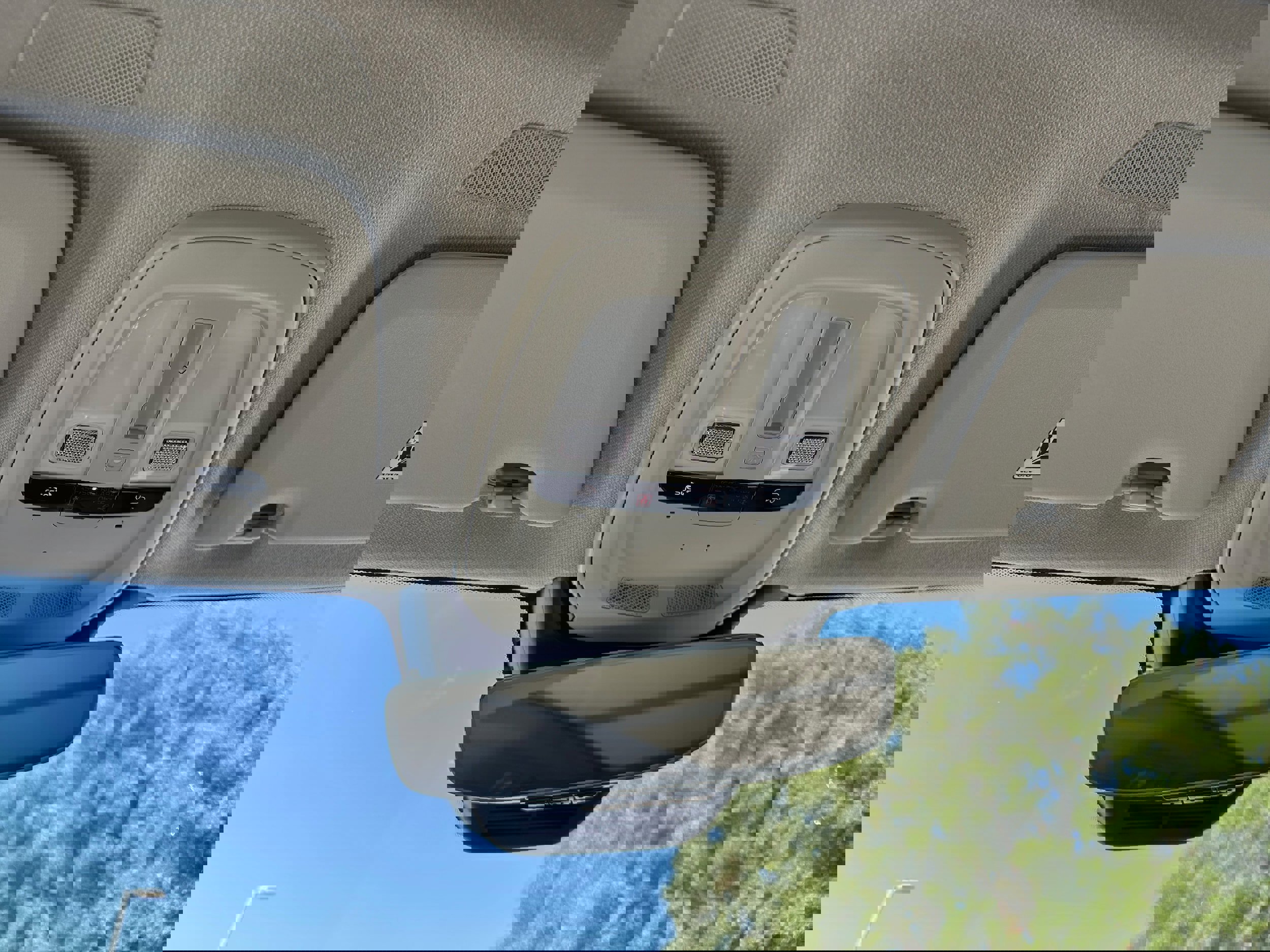 New 2026 Volvo XC40 B5 Plus w/ Protection Package Premier image 14