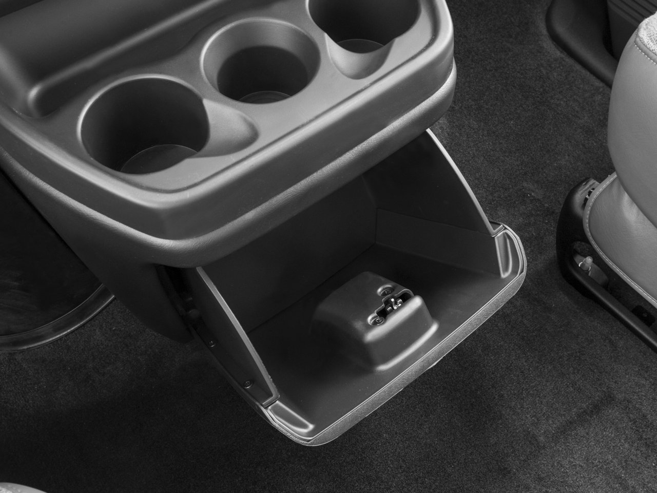 Used 2017 Chevrolet Express 3500 LT w/ LT Preferred Equipment Group image 41