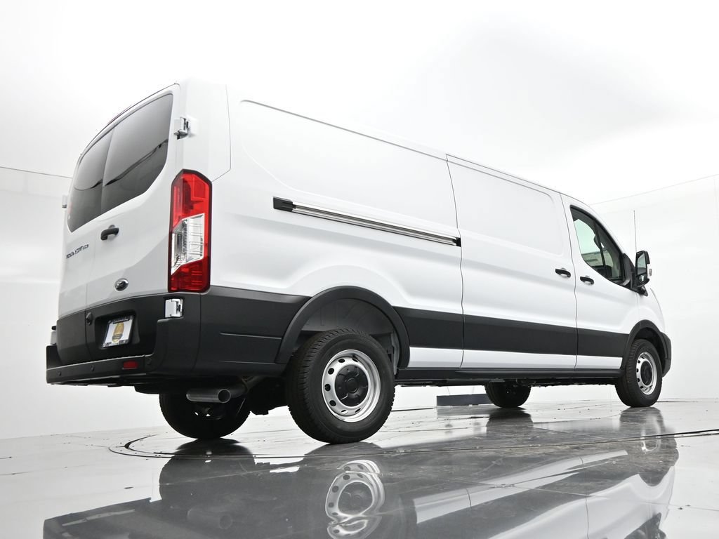 New 2025 Ford Transit 250 Low Roof w/ Interior Upgrade Package RWD image 32