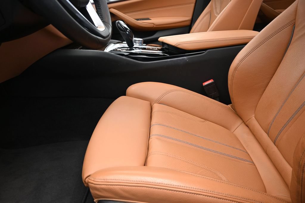 Certified 2023 BMW 530i w/ Convenience Package RWD image 13