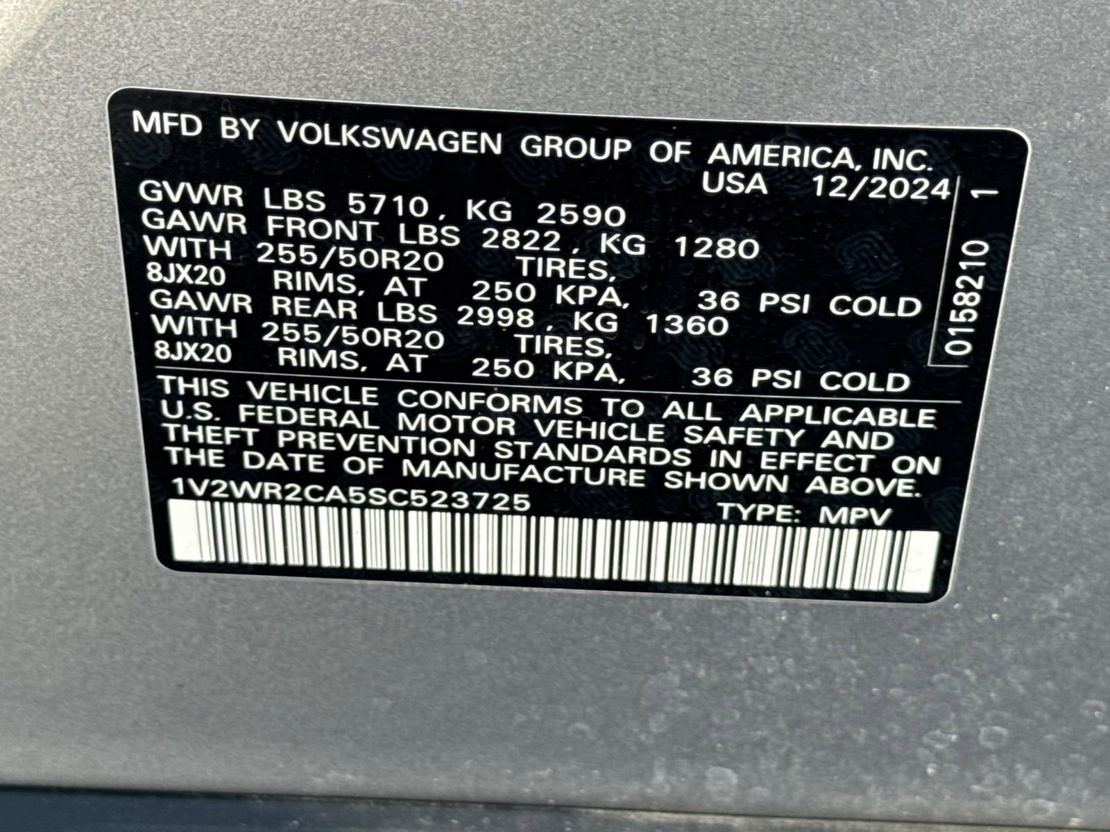 Used 2025 Volkswagen Atlas SE image 31