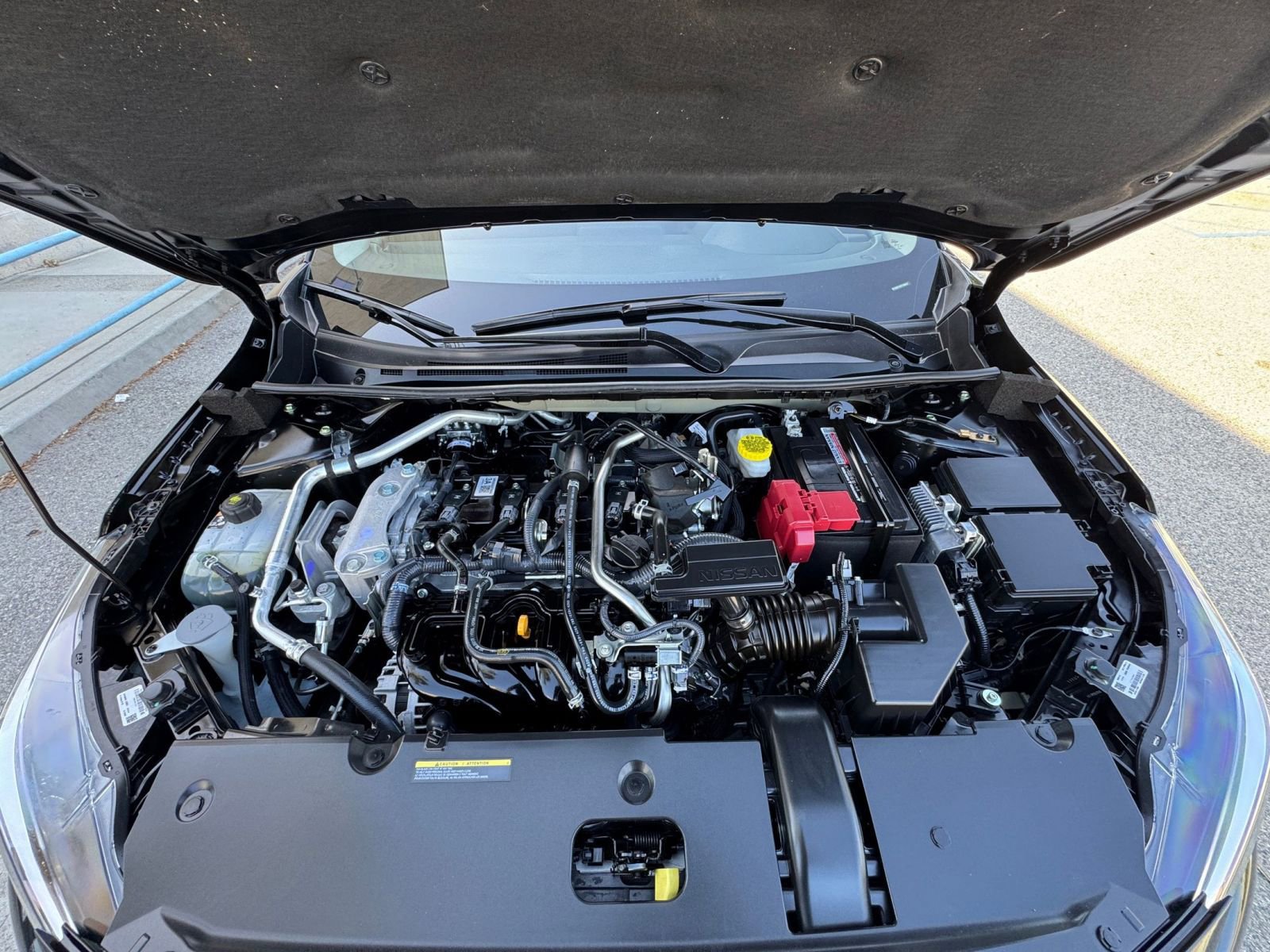 Used 2025 Nissan Sentra SV FWD image 31